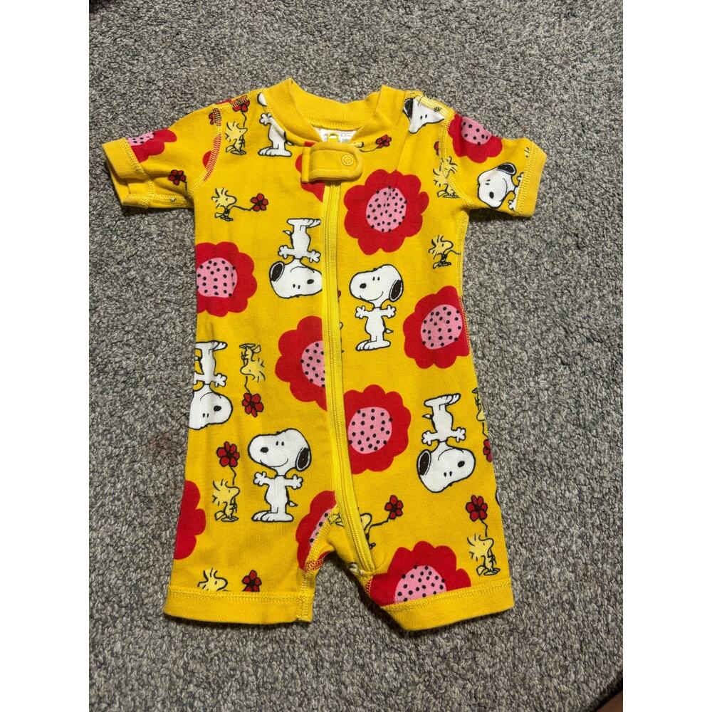 Hanna Andersson Peanuts girls 0-3 month outfit